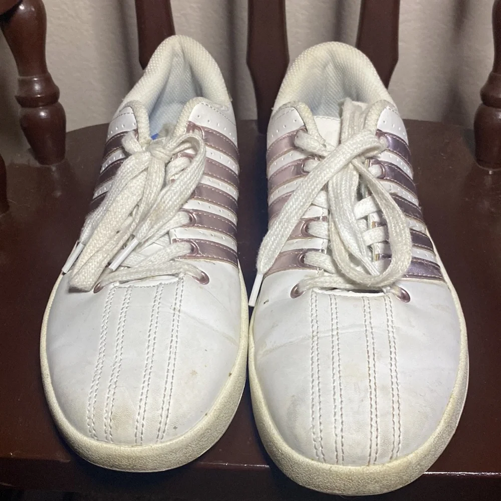 K-Swiss Sneaker White and Metallic Pink - Picture 2 of 7